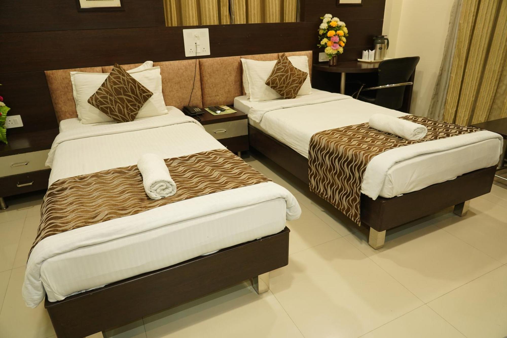 Marshall The Grand Hotel Ahmedabad Eksteriør billede