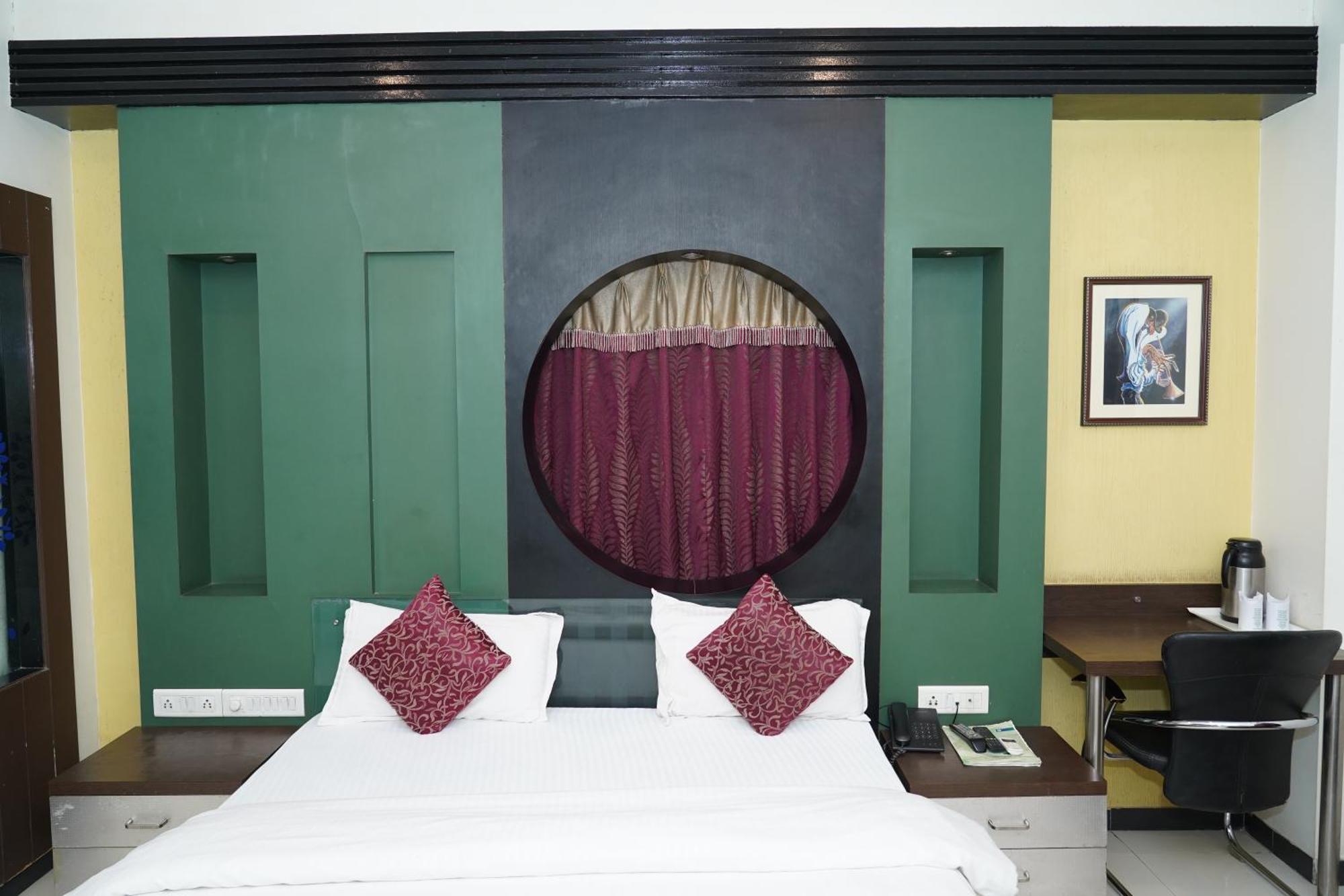 Marshall The Grand Hotel Ahmedabad Eksteriør billede