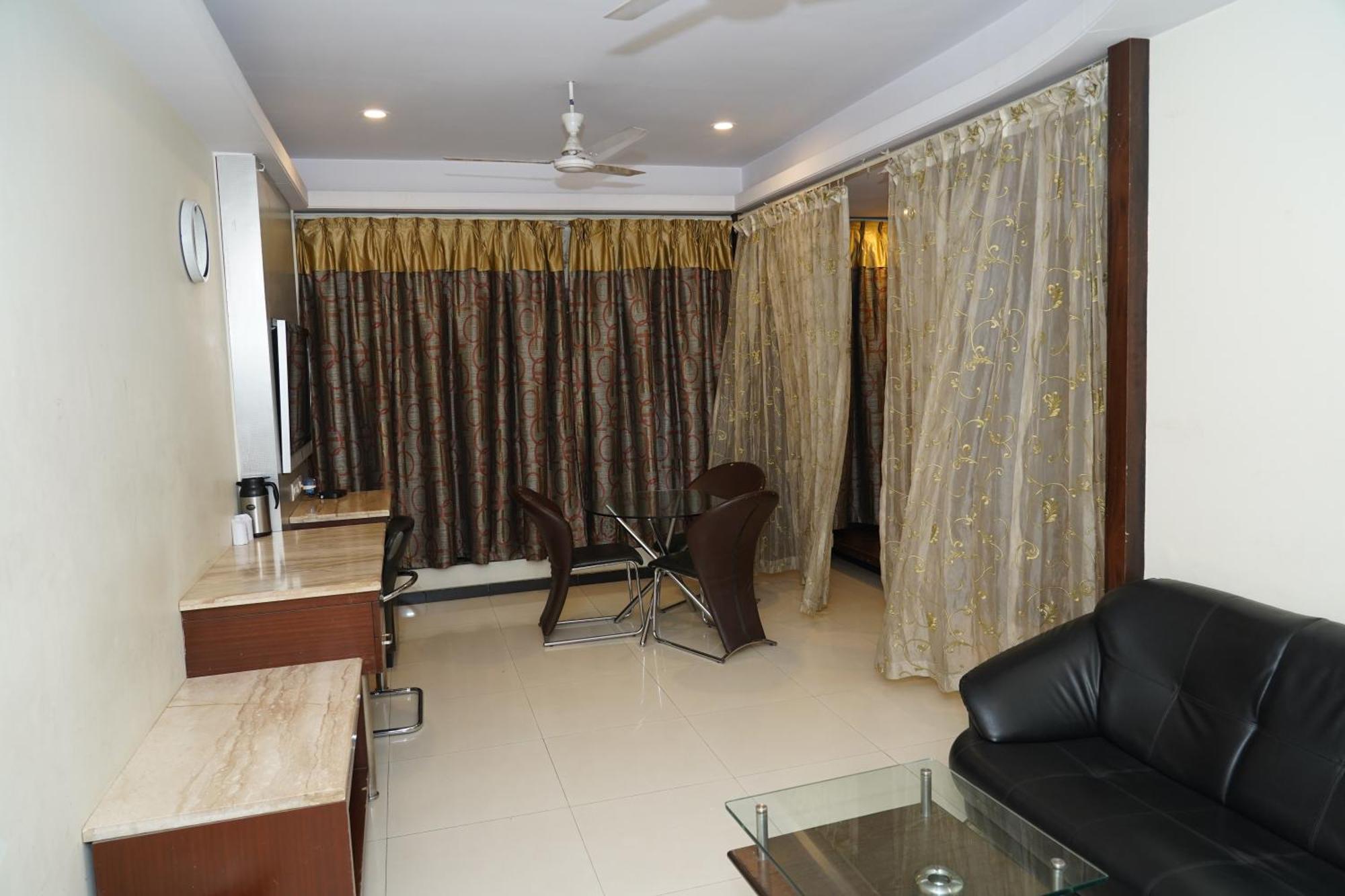 Marshall The Grand Hotel Ahmedabad Eksteriør billede