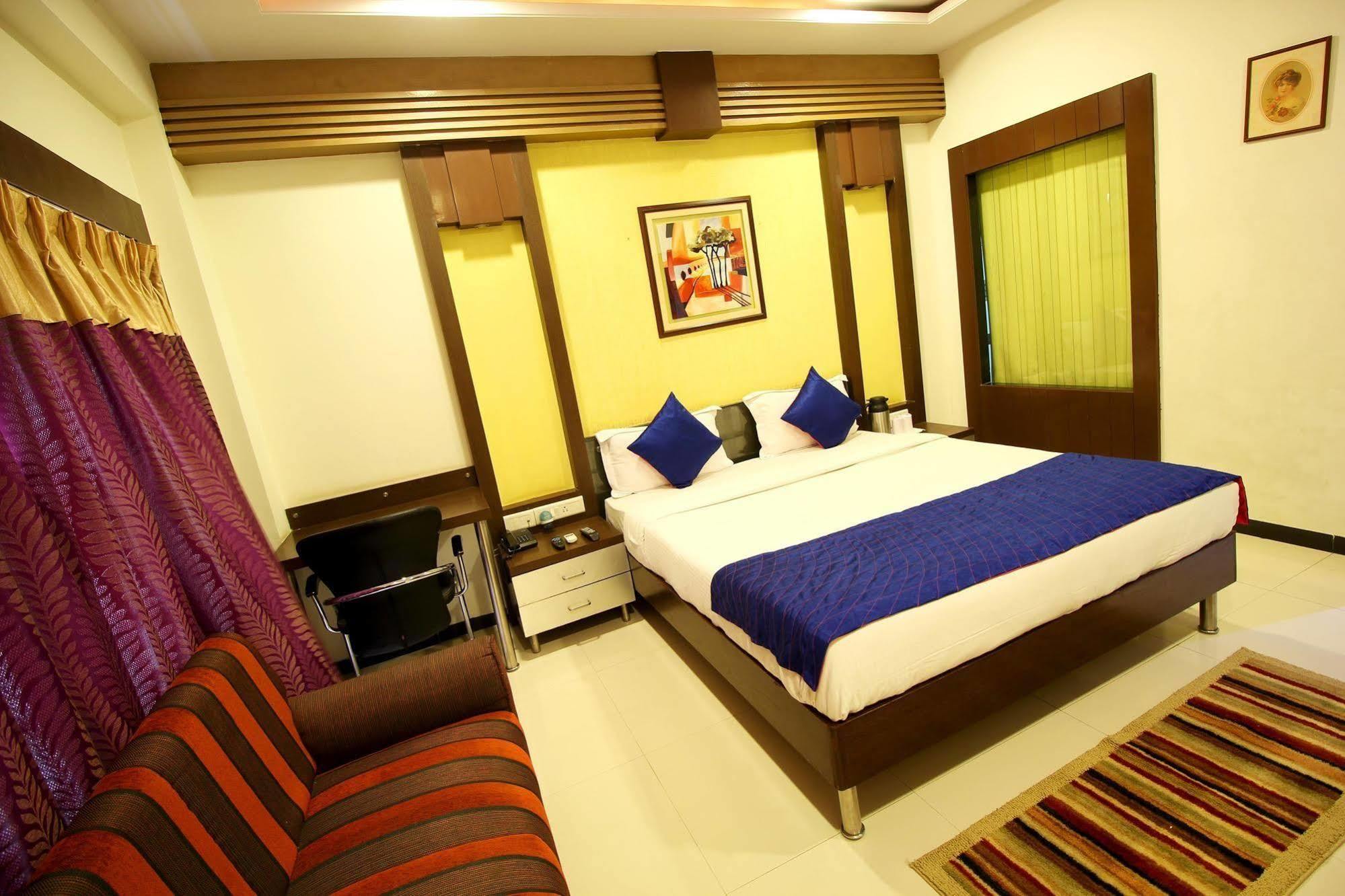 Marshall The Grand Hotel Ahmedabad Eksteriør billede